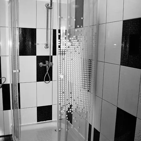 Ct Tm بيت ضيافة تيميشورا